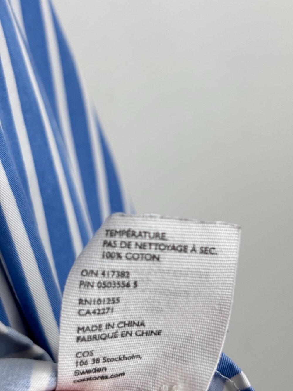 COS Striped Button Down Shirt 8 Blue White Boxy Slight Crop Oxford Minimalist - Picture 6 of 9